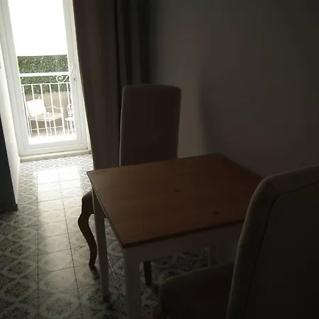 Sunny Oasis In Vibrant District 50m From Sea Promenade Apartamento Sliema